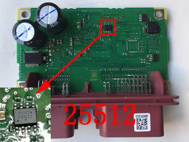 Airbag-module board with a highlighted memory annotated 25512