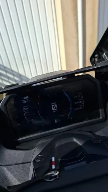 2025–2026 Yamaha TMAX S6J336: Instrument display reference · 1